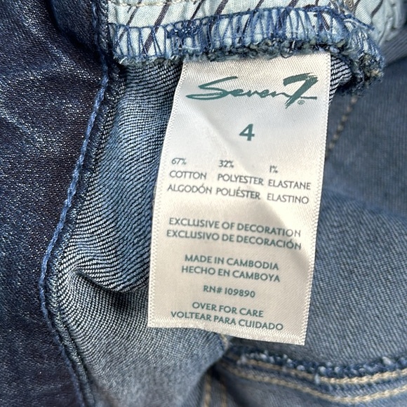 Seven7 | High Rise Cropped Fray Hem Denim | Size 4 NWT - Picture 14 of 16